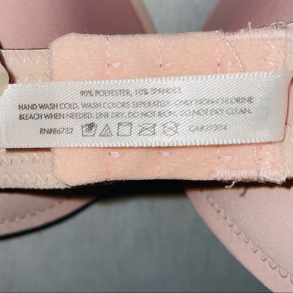 BCBGeneration  2-Pack Wireless Convertible Back Padded Bra, - Picture 7 of 16